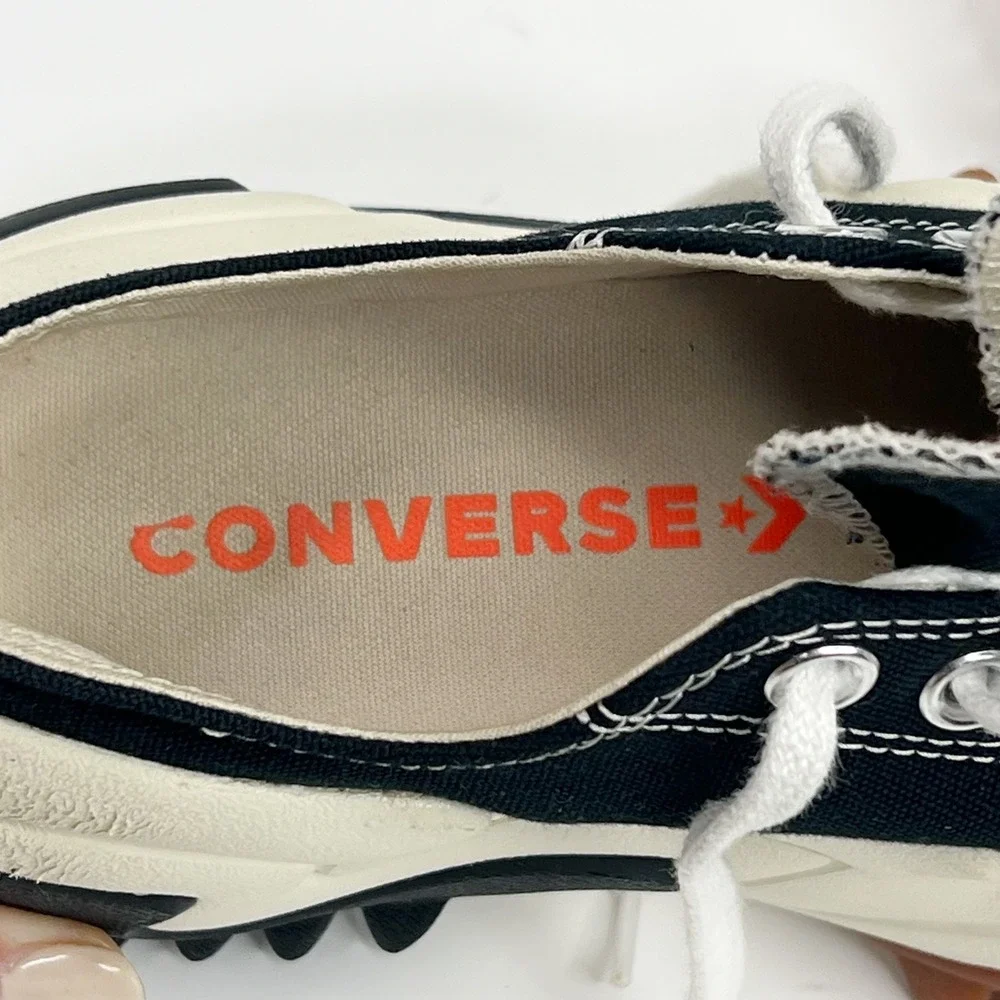CONVERSE Run Star Motion Platform Sneakers Black and White M: 6 W: 7.5: